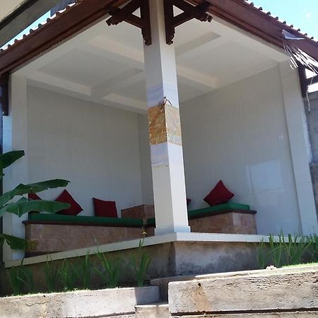 Barong Cafe Bungalow And Restaurant Amed Værelse billede
